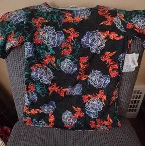 LuLaRoe Gigi Shirt 2xl